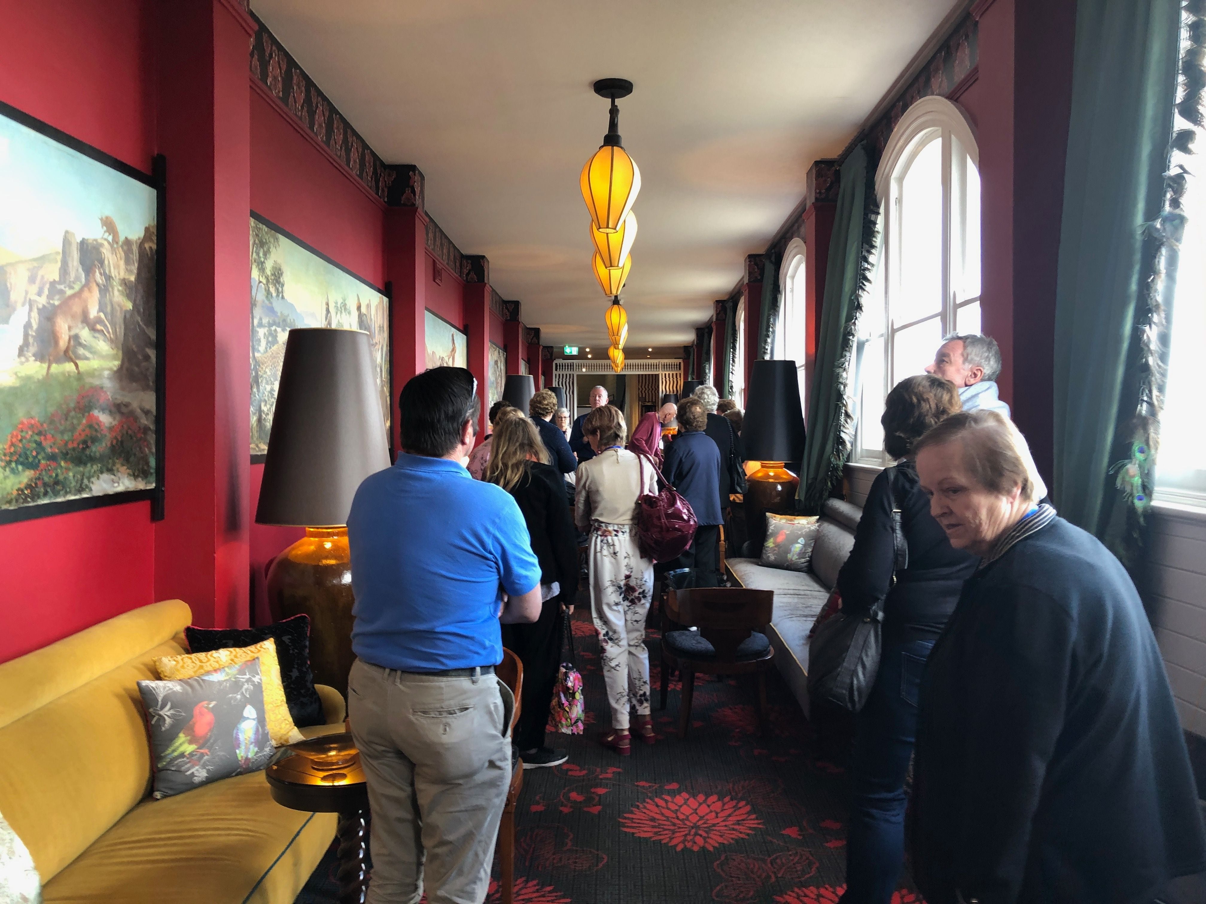 Hydro Majestic Public Day Tour Image -5da92671581ae